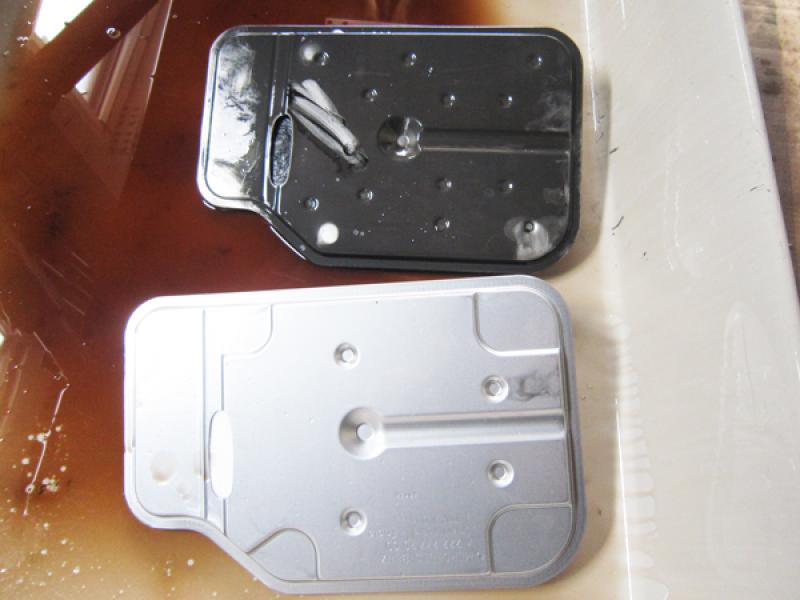 ストレーナー交換
上使用済み
下新品