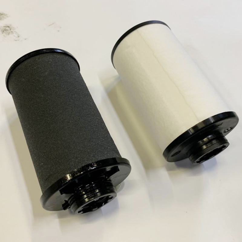 同時にフィルターも交換。