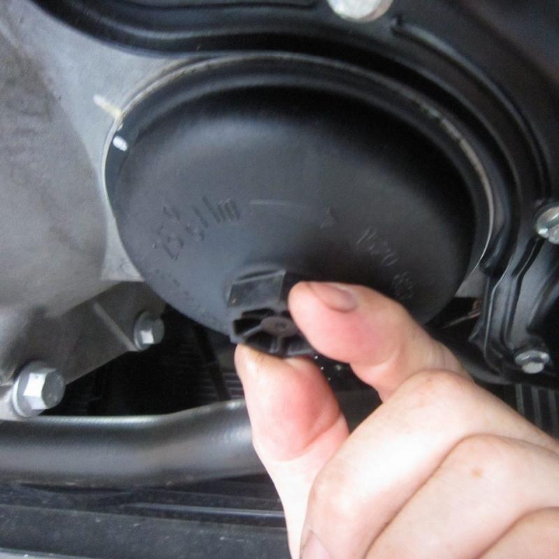 エンジンオイルエレメント