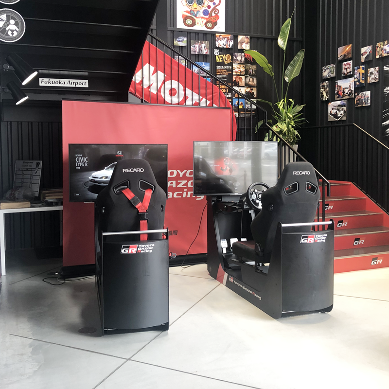 本格シミュレーター、なんと無料で遊べるそうです！まずはバーチャルでレースを楽しんでみてはいかがでしょうか？