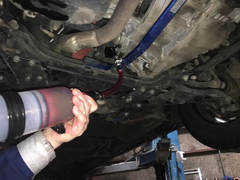 ミッションオイル注入