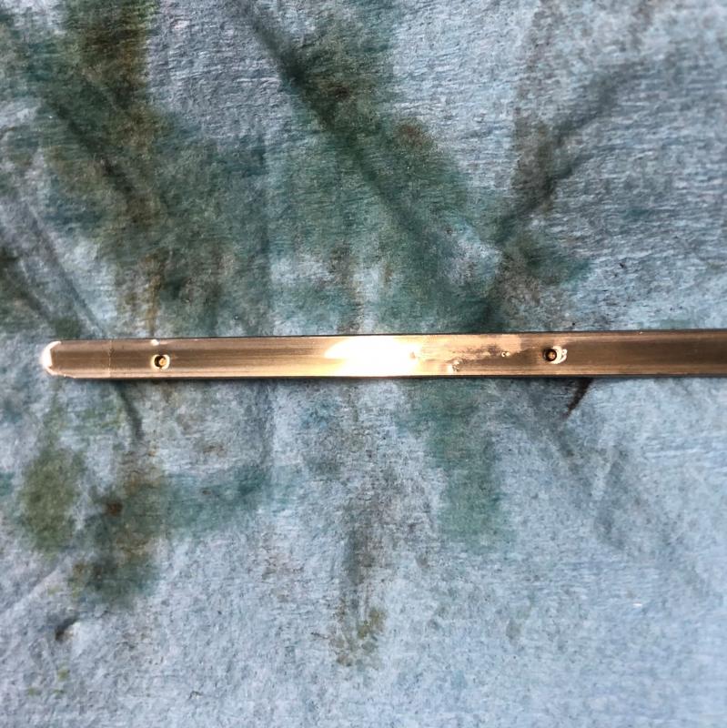 エレメント交換をしているので、エンジンをかけて暖気します。
最後に油量を確認して終了です。