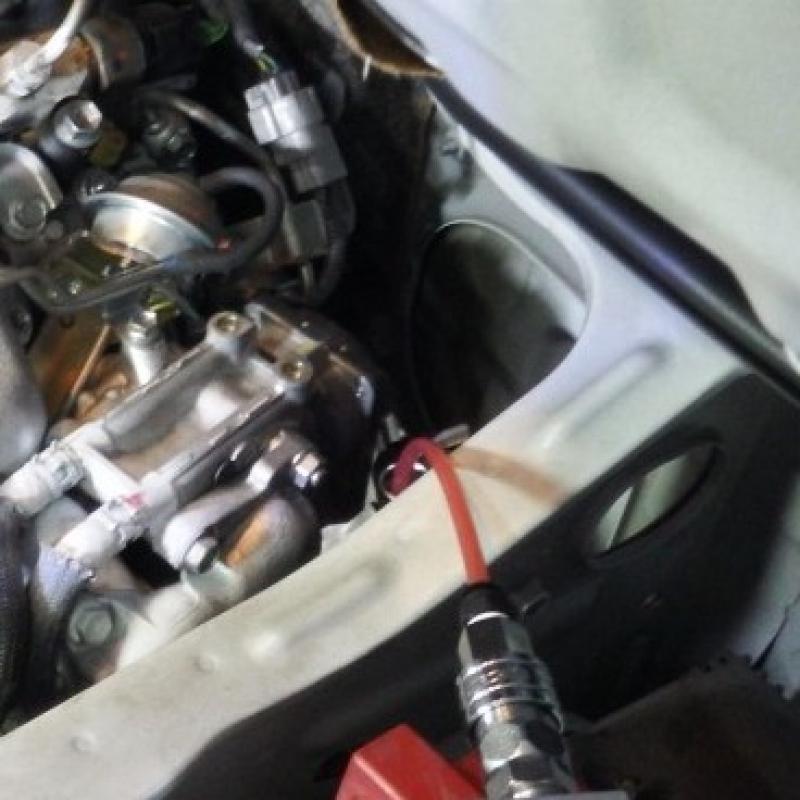 ミッションオイルを注入します。
