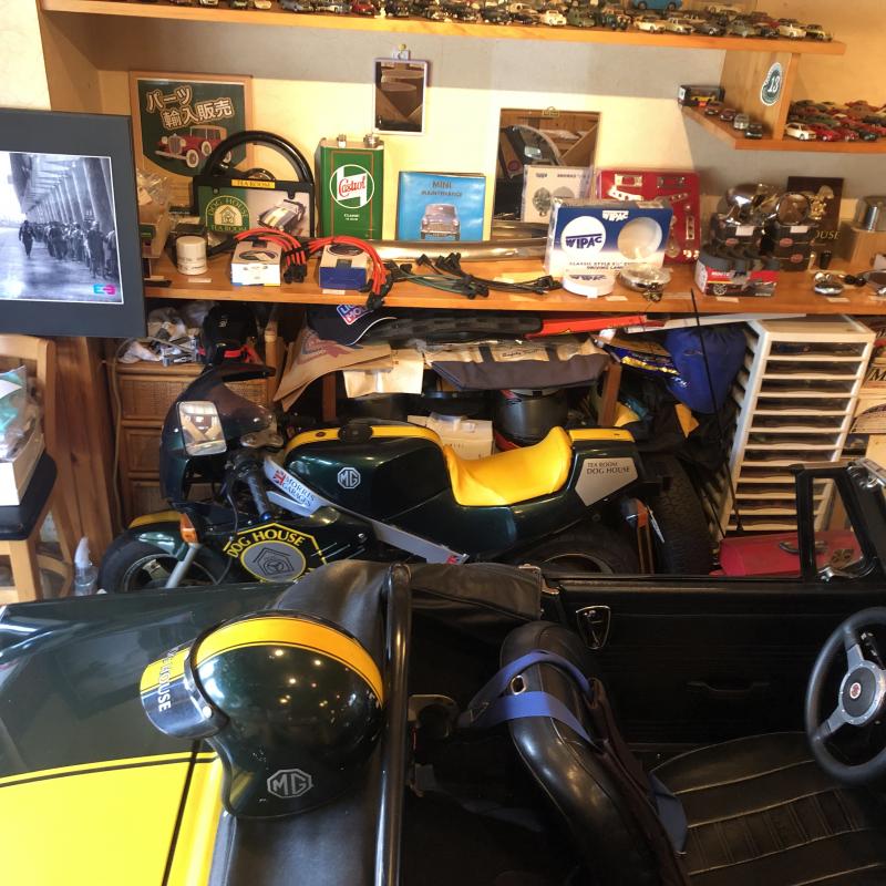 カフェレーサーも飾ってあります。