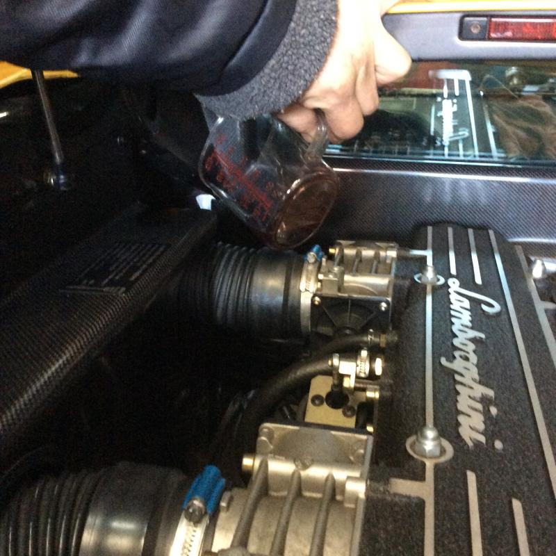 エンジンにSOD-1Plus添加（総油量の10％）