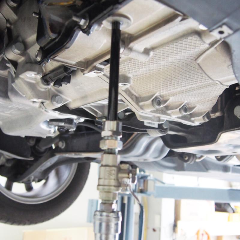 今回のアタッチメントは特別ハンドポンプキットAT-105を使用しました。