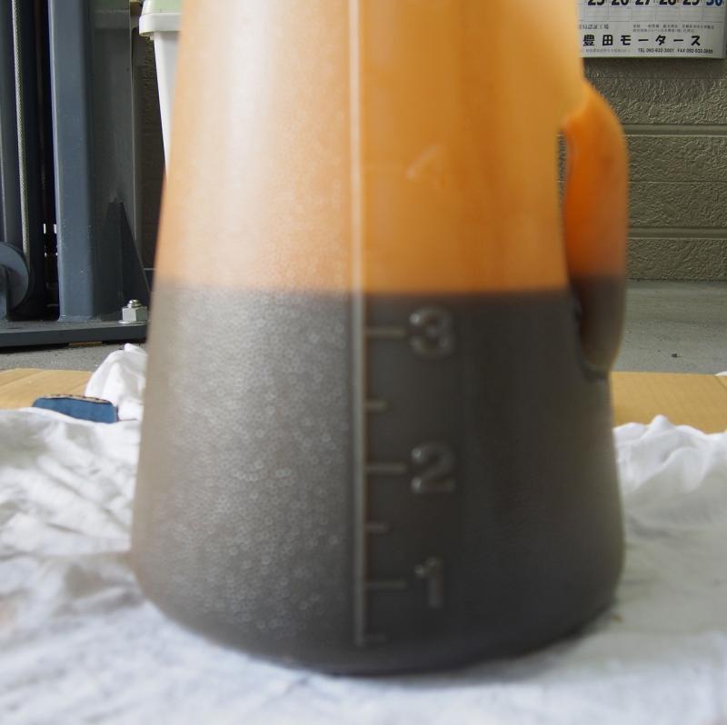 1回で排出されるフルードは約3.3Lです。
（総油量5.4L）