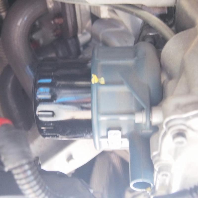 新品のエレメントを取り付けます。
