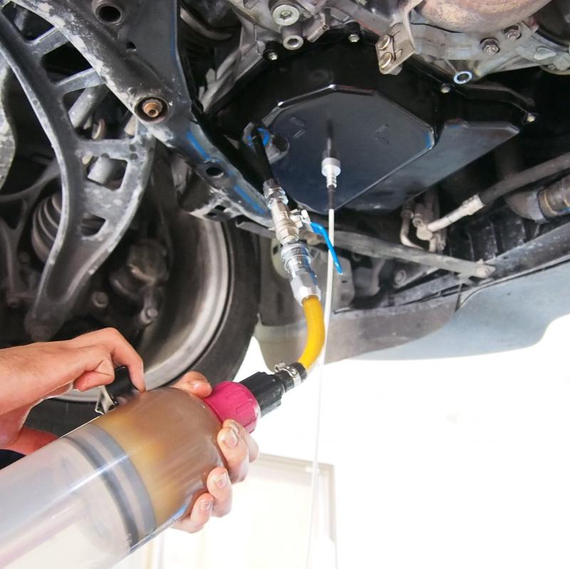 フルードを適量入れた後とSOD-1Plusを添加します。