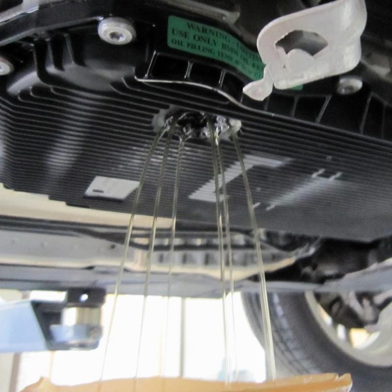 フルードを抜いていきます。
