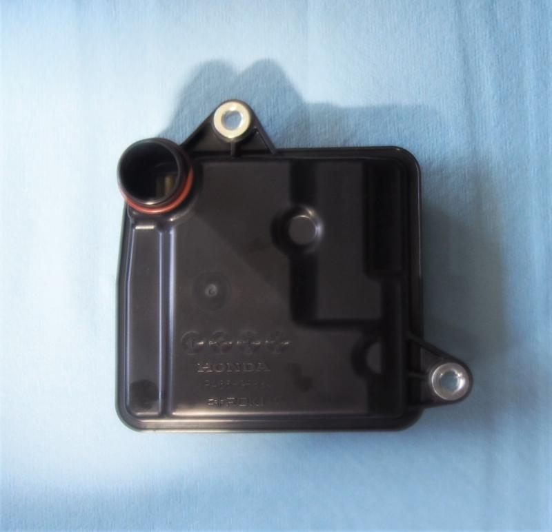 新品のストレーナーです。