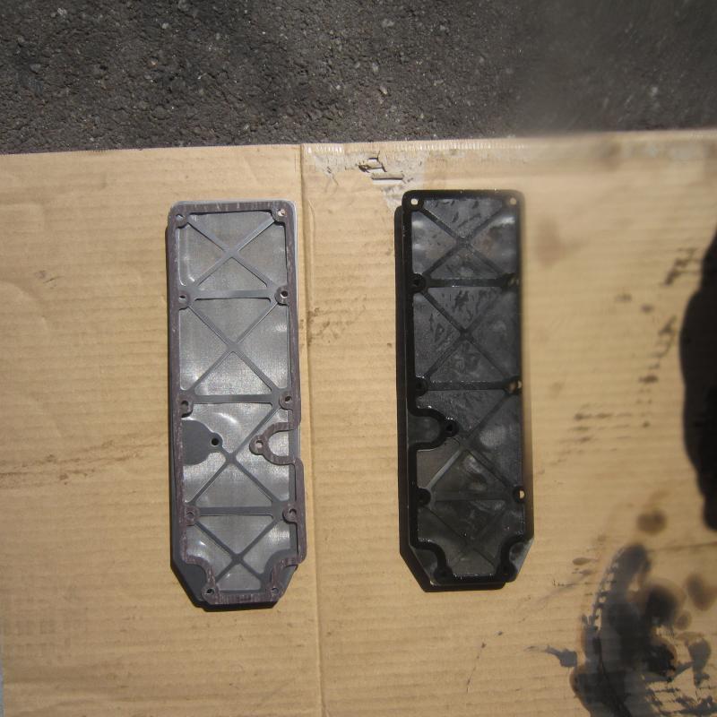 ストレーナーの内部フィルター比較です。
