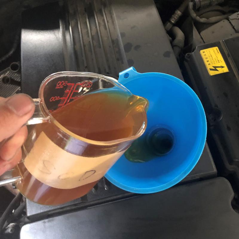 抜き取りが終わったら、SOD-1Plusを添加します。