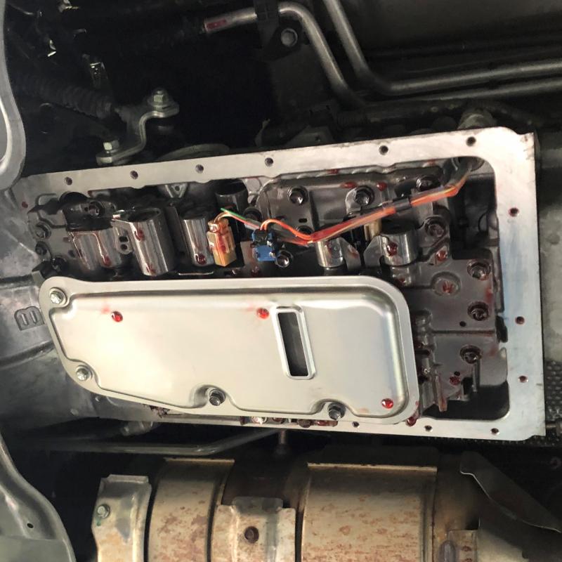 ストレーナーを取り付けます。