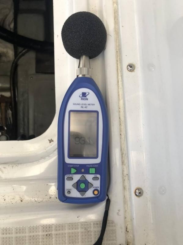 添加後2,000rpm
騒音値：93.1dB
0.2dBの減少に成功