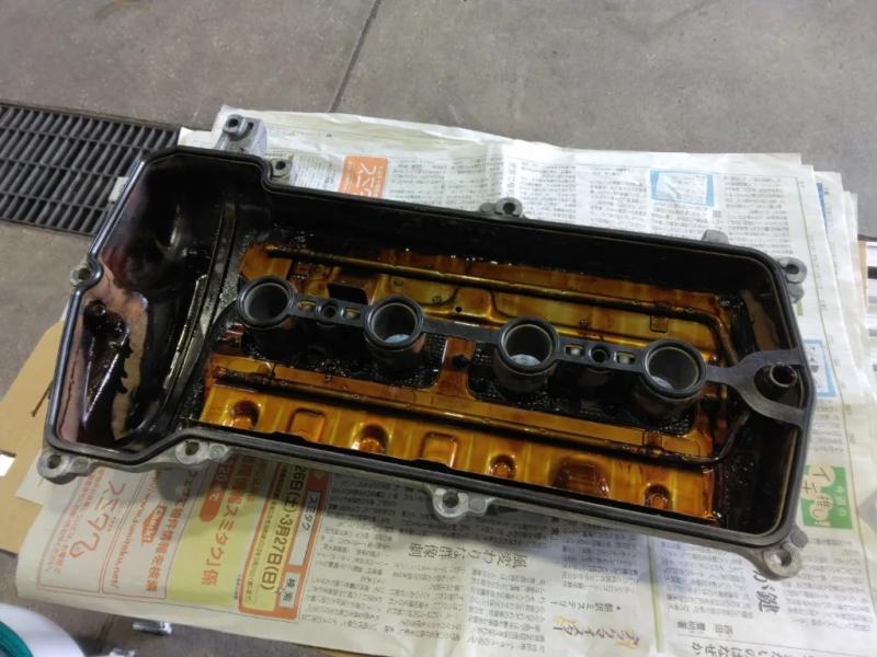 元に戻す前にガスケットの当たり面をキレイにしておきます！