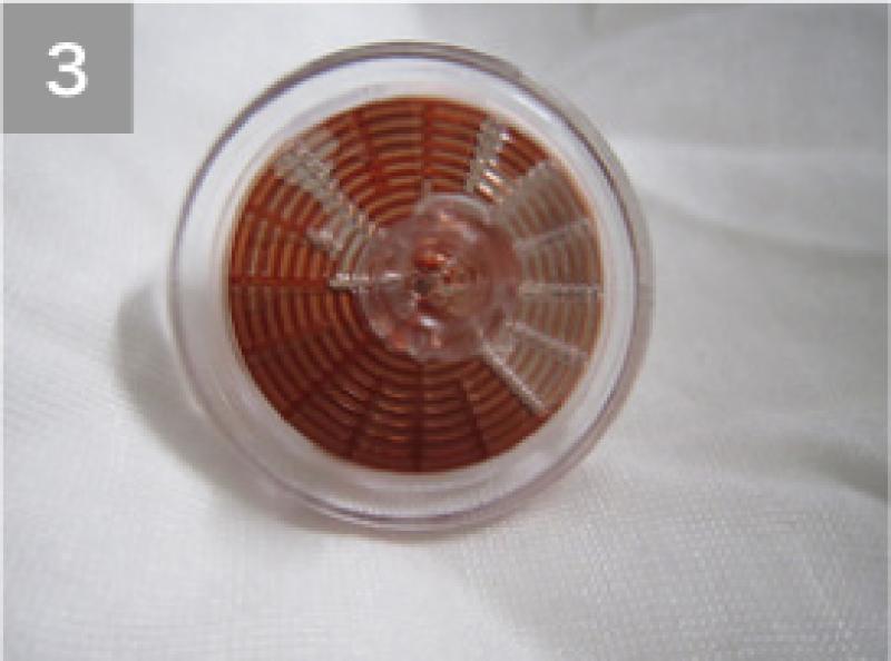 専用フィルターを取り外す。