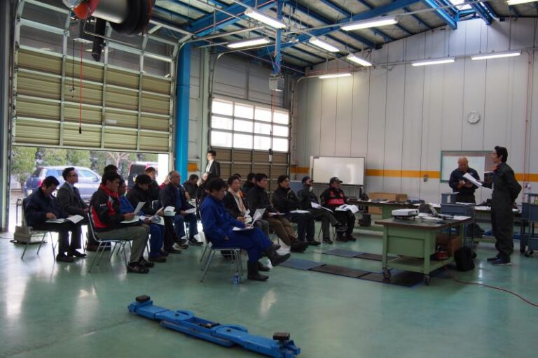 福岡県自動車整備商工組合主催「ＡＴ異常摩耗を非分解で検査できる新しい手法の提案」